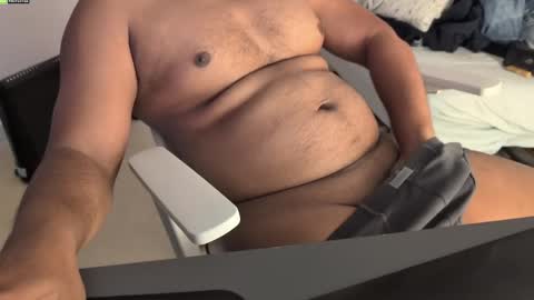 dude31517 online show from April 3, 9:49 am