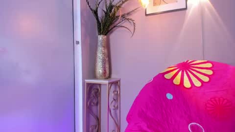 dulce__fiore07 online show from September 18, 12:53 pm