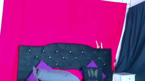 Dulce Alexandra online show from June 9, 9:25 pm