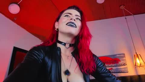 DULCE online show from February 19, 8:30 pm