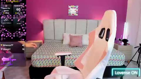 dulcee_gaby online show from June 11, 12:32 am