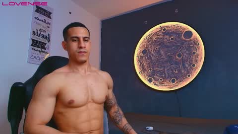 duran_dhikol1 online show from April 2, 5:15 am