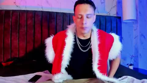 Dustin Sonne online show from December 2, 3:38 am