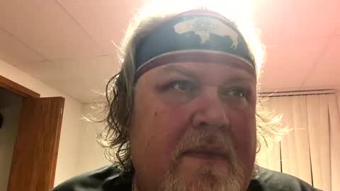 Dusty online show from December 7, 4:37 am