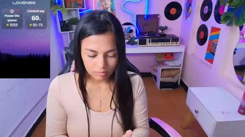 duulce_mia online show from April 30, 12:10 pm