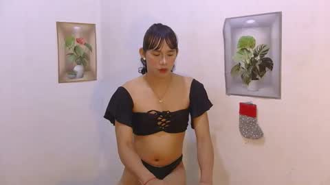 dy_namite online show from February 23, 5:59 pm