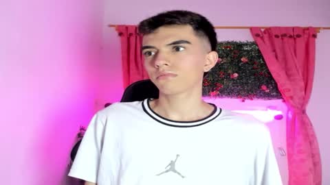 Dylan online show from September 23, 11:26 am