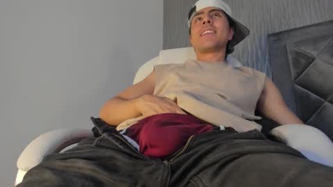 Dylan online show from November 1, 12:04 pm