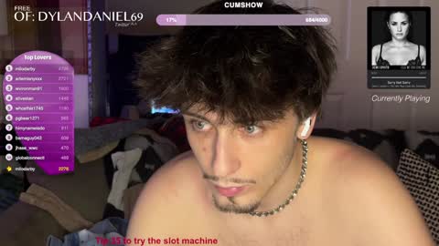 Snapshot of dylandaniel69 chatting on December 4, 10:40 am Dylan Daniel 7.8 online show from December 4, 10:40 am