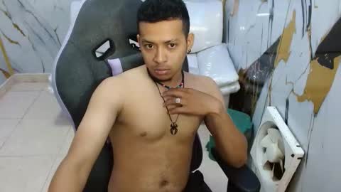 dylans_brown online show from February 17, 2:16 pm