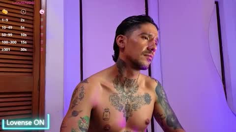 D Y L A N online show from November 22, 11:57 pm