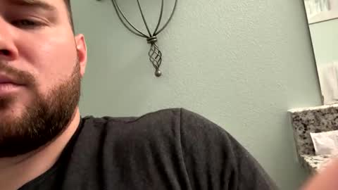 eaeyboi2222 online show from November 15, 5:31 am