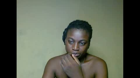 eatuupx online show from March 12, 4:41 am