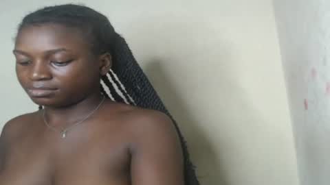 eatuupx online show from February 1, 9:40 pm