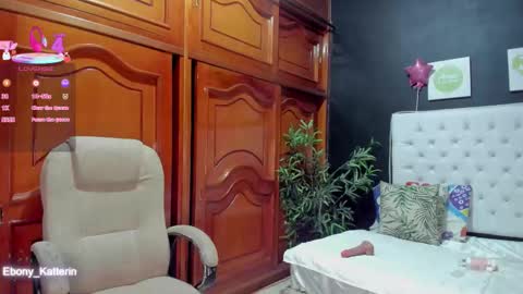 ebony_katterin online show from March 6, 11:09 am