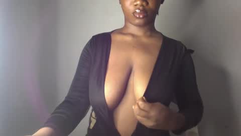 delilah online show from December 9, 3:18 am