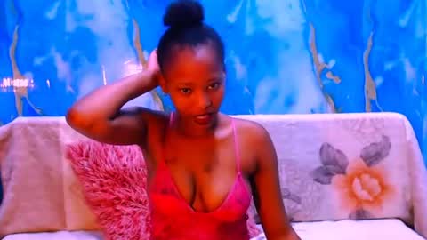 Snapshot of ebonypretty4u chatting on October 22, 6:27 am ebonypretty4u online show from October 22, 6:27 am
