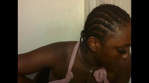 ebonyvd online show from December 20, 6:48 pm