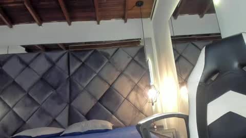 ebonyx40 online show from April 13, 11:03 am