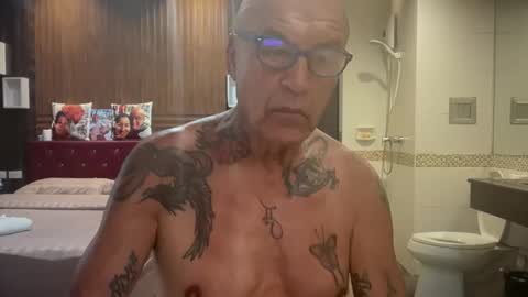 eddelmar online show from March 31, 7:20 am