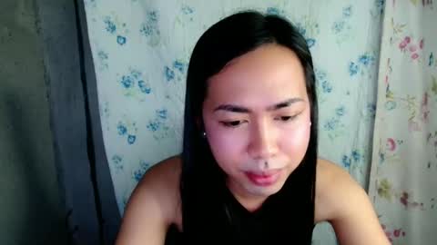 eddfox001 online show from February 23, 1:02 pm