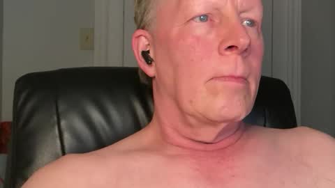 Eddy online show from March 23, 1:32 am