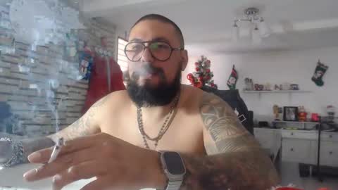 edgarram83 online show from December 15, 8:27 pm