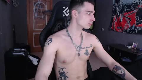 Eduar online show from April 21, 10:33 am