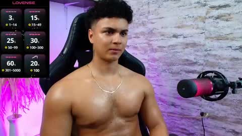 EDWARD CLARCK online show from January 25, 6:45 am