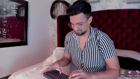 Snapshot of edward_maxx chatting on February 7, 6:35 am Eduardo online show from February 7, 6:35 am