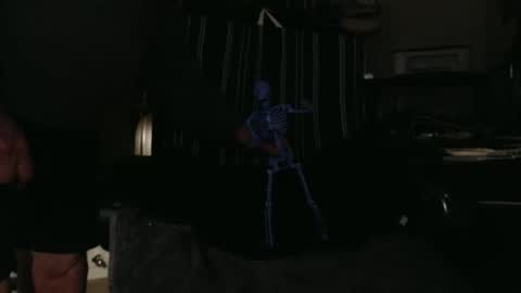 eeyoreeeyore online show from October 30, 4:57 am