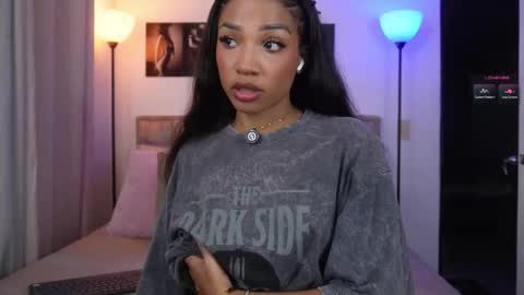 eimi   online show from February 15, 8:51 pm