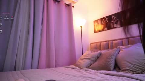 eimi   online show from October 28, 12:11 am