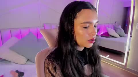 eimmy_bm online show from December 18, 7:42 pm