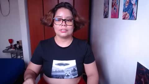 eimy_saenzz online show from November 20, 6:38 pm