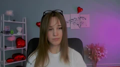 Sweet Eira online show from February 22, 9:46 am