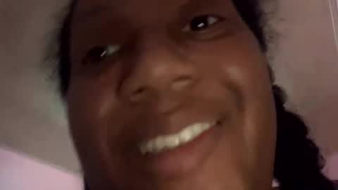 Eirondra Valeen online show from November 1, 12:22 am