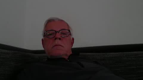 eisbaer1957 online show from December 21, 8:10 am