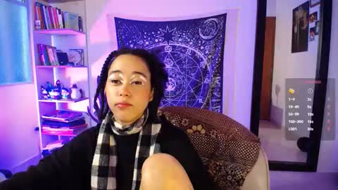 Ela  Help me reach 100 thumbs up online show from March 11, 11:13 am