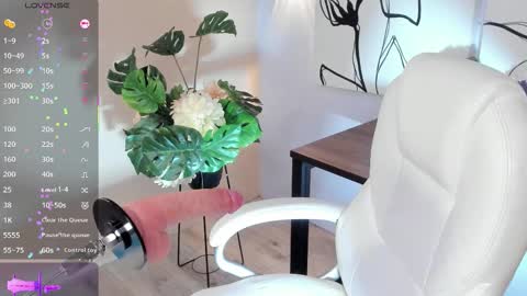 ELA online show from November 28, 4:53 am