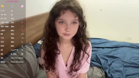 Ela online show from July 30, 7:58 pm