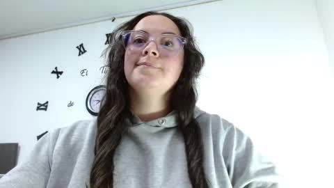 elammurray online show from February 4, 1:37 pm