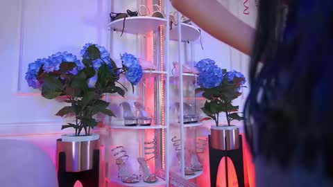 Elasummeer online show from February 20, 1:35 pm