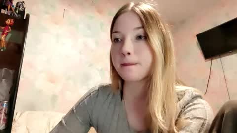 MIa online show from April 15, 10:51 am