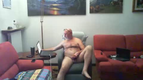 Snapshot of elbasca chatting on September 14, 7:26 pm elbasca online show from September 14, 7:26 pm