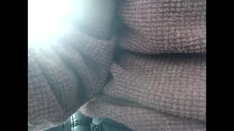 elfyonee online show from January 11, 12:50 pm