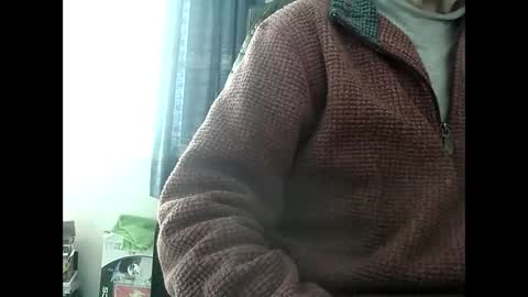 elfyonee online show from January 8, 10:15 am