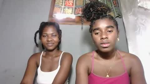 elia011 online show from November 8, 3:20 am