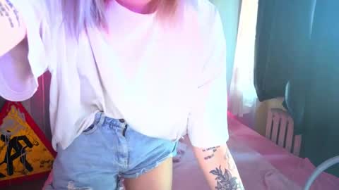 elieiza_xo online show from May 12, 9:29 am