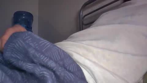 eliexavier123456789 online show from April 1, 7:42 am